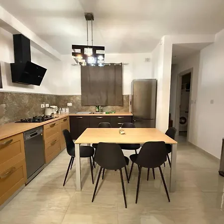 Apartment Seaside Haven Bbq Near D Square