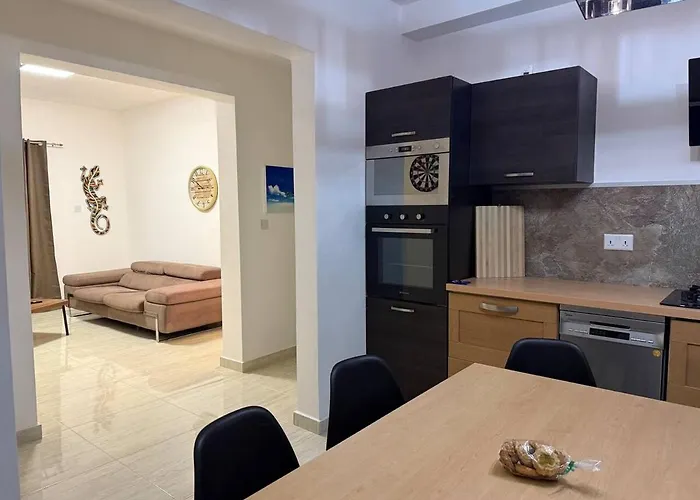 Seaside Haven Bbq Near D Square * St. Paul's Bay