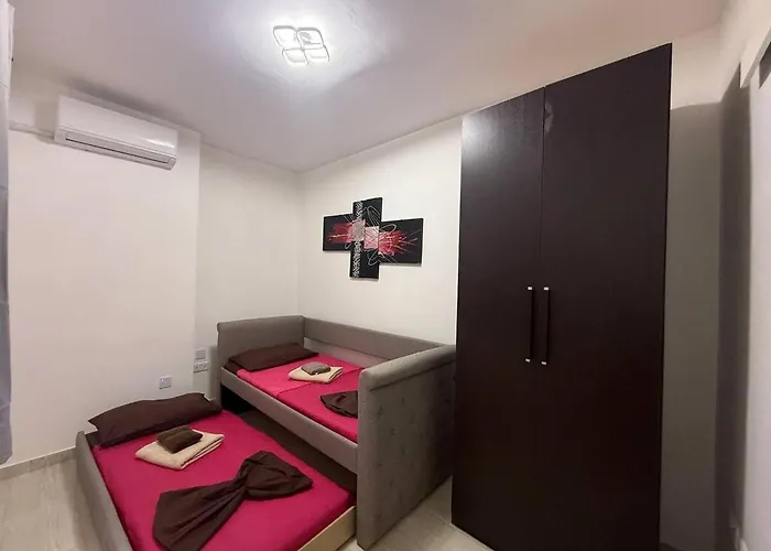 Seaside Haven Bbq Near D Square * St. Paul's Bay