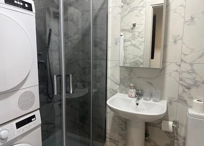 Seaside Haven Bbq Near D Square * St. Paul's Bay